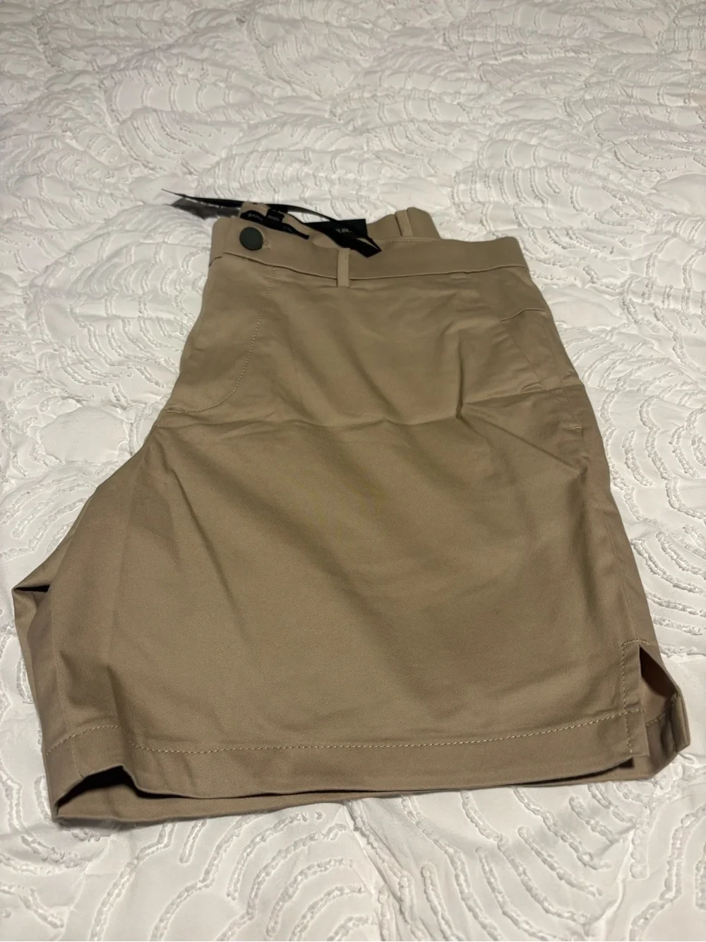 Banana Republic Aiden Core Temp Performance Shorts men's NWT Size 33 7 inches